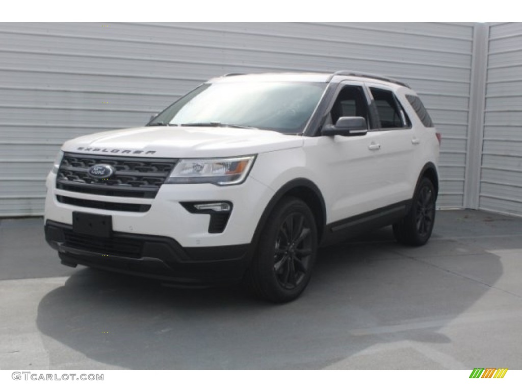 2018 Explorer XLT - White Platinum / Ebony Black photo #3