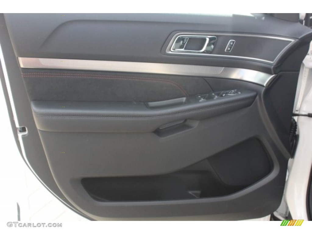 2018 Explorer XLT - White Platinum / Ebony Black photo #11