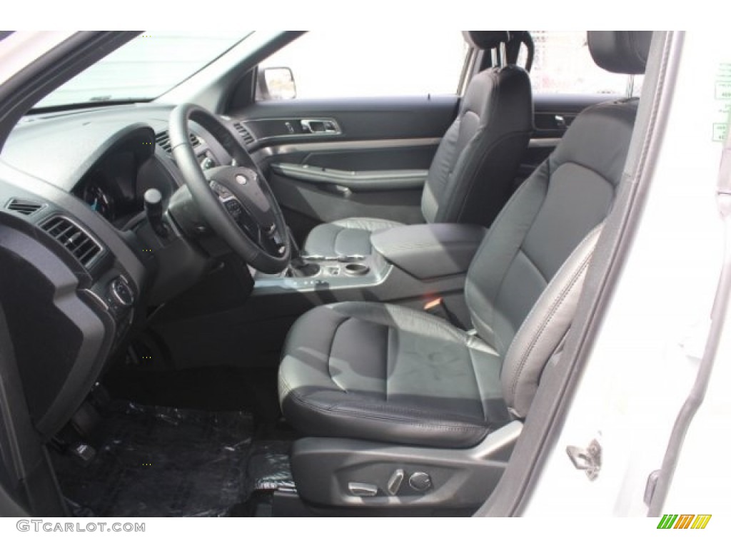 2018 Explorer XLT - White Platinum / Ebony Black photo #13