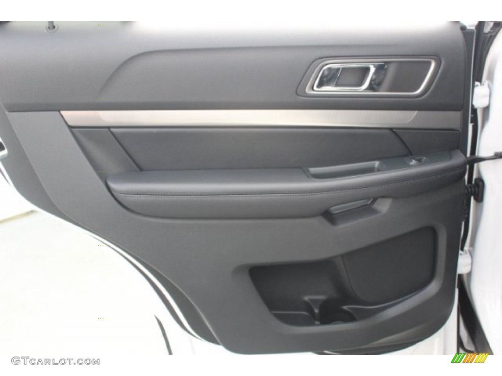 2018 Explorer XLT - White Platinum / Ebony Black photo #23