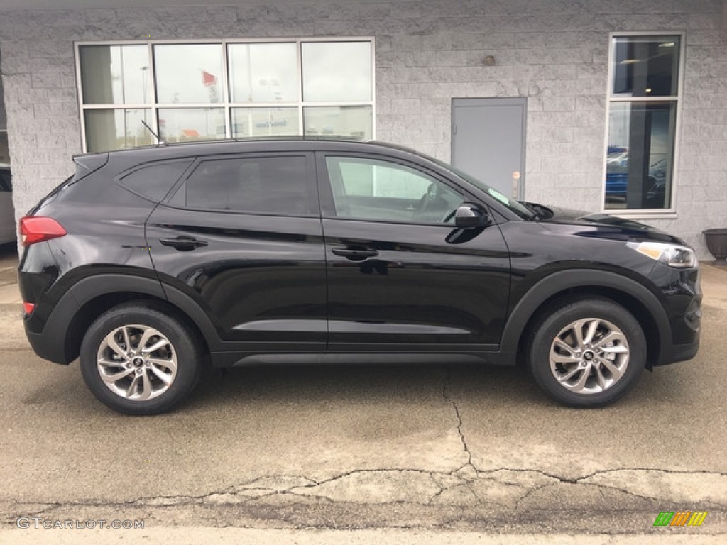 Black Noir Pearl 2018 Hyundai Tucson SE AWD Exterior Photo #125748150