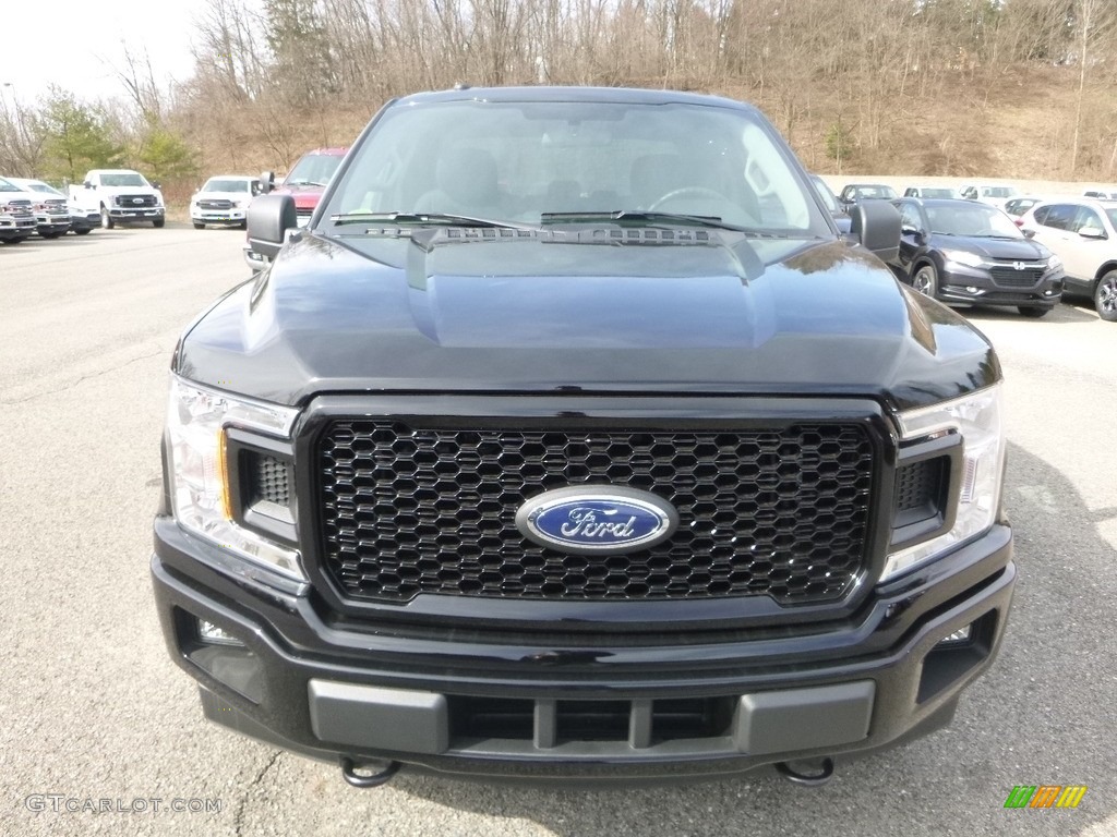 2018 F150 XL SuperCab 4x4 - Shadow Black / Earth Gray photo #4