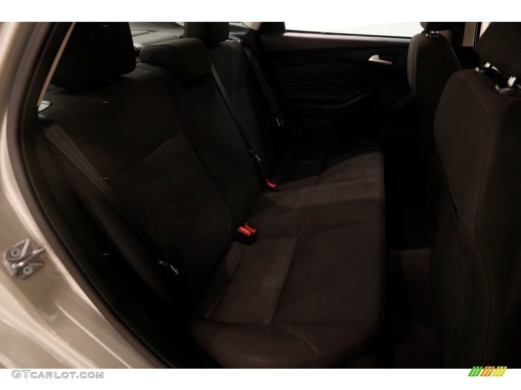 2015 Focus SE Sedan - Tectonic Metallic / Charcoal Black photo #15
