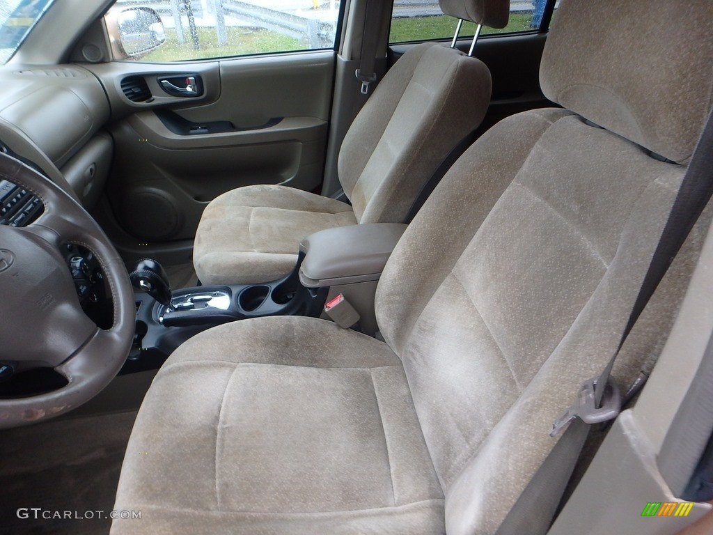 2004 Santa Fe GLS 4WD - Sandstone / Beige photo #8
