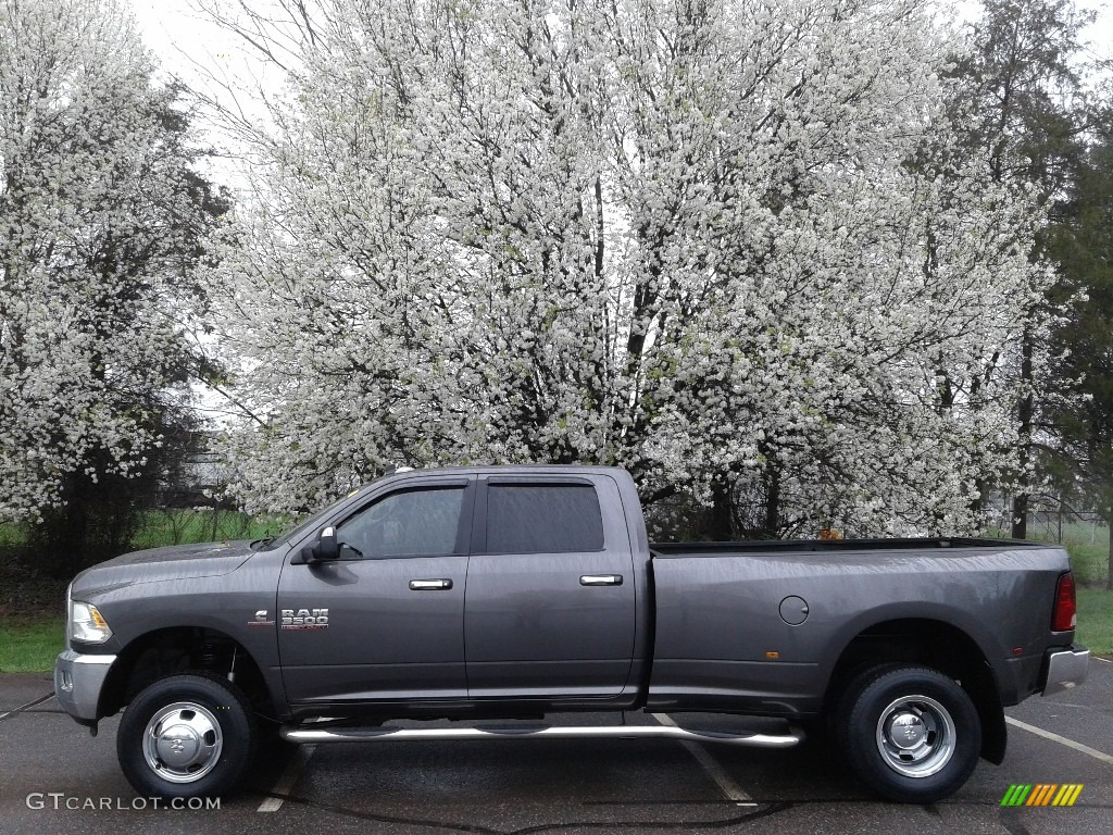 2014 3500 SLT Crew Cab 4x4 Dually - Granite Crystal Metallic / Black/Diesel Gray photo #1