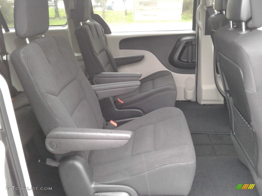 Black Interior 2018 Dodge Grand Caravan SE Photo #125766259