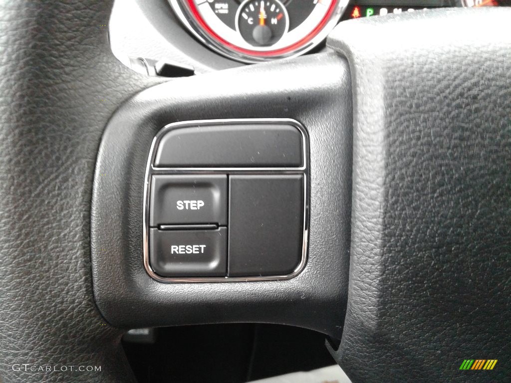 2018 Dodge Grand Caravan SE Black Steering Wheel Photo #125766346