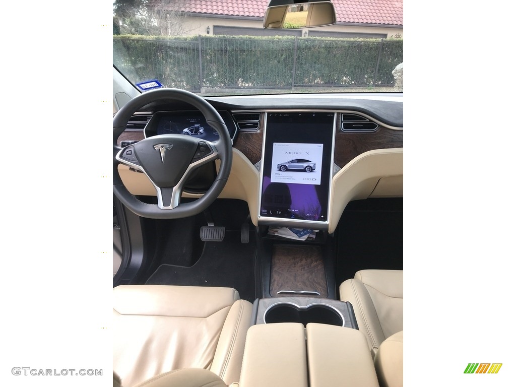 2017 Tesla Model X 100D Dashboard Photos