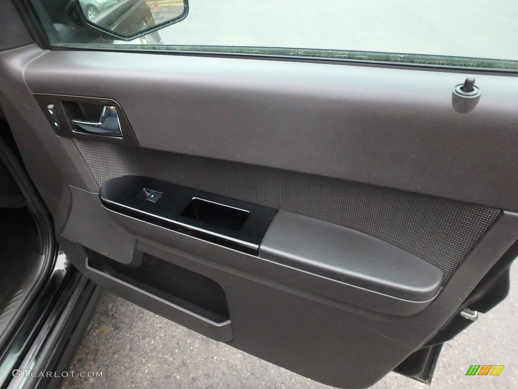 2012 Escape XLT V6 4WD - Ebony Black / Charcoal Black photo #13