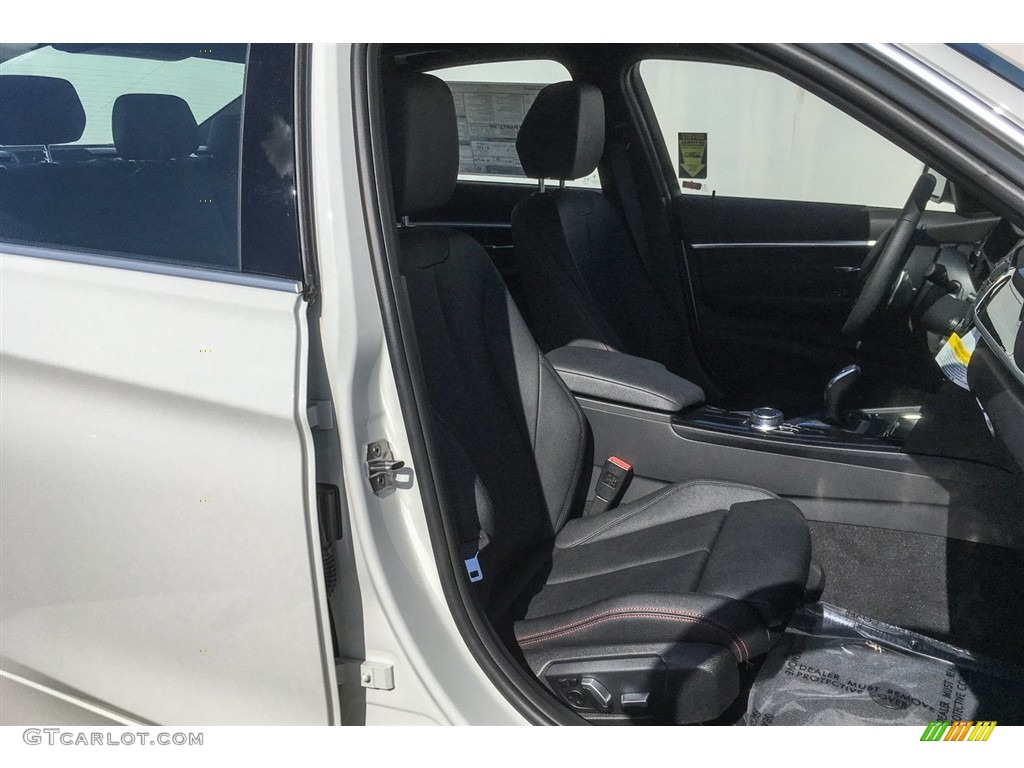 2018 3 Series 330i Sedan - Alpine White / Black photo #2
