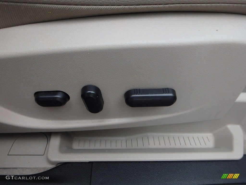 2016 Escape Titanium 4WD - Ruby Red Metallic / Medium Light Stone photo #12