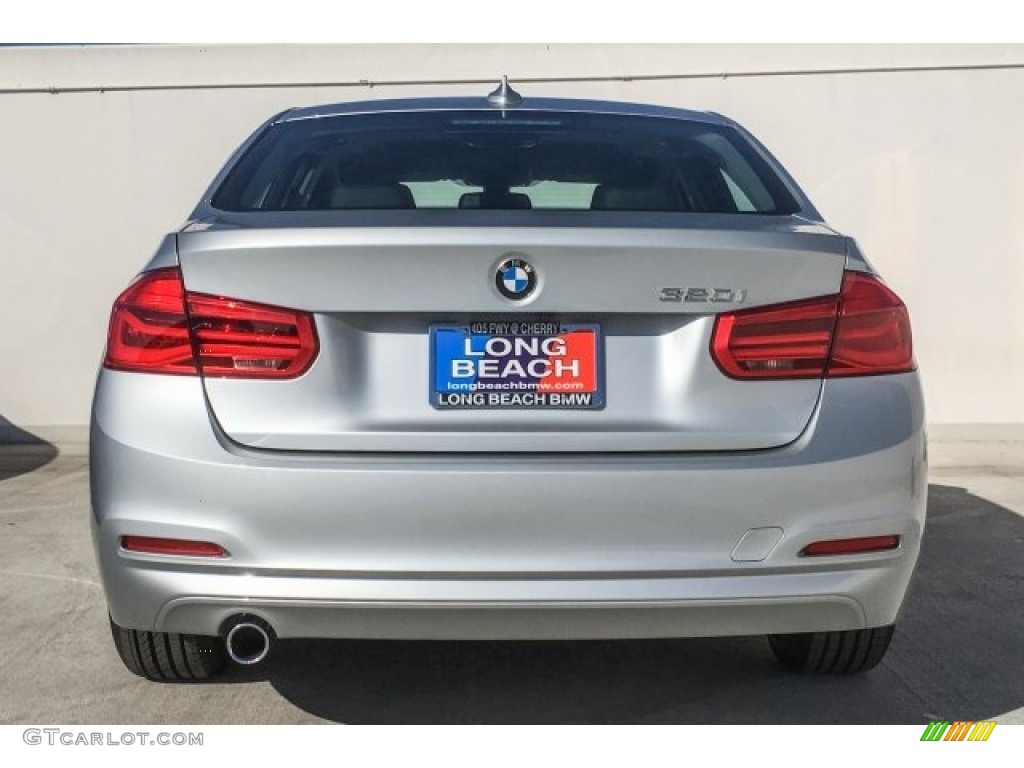 2018 3 Series 320i Sedan - Glacier Silver Metallic / Black photo #4