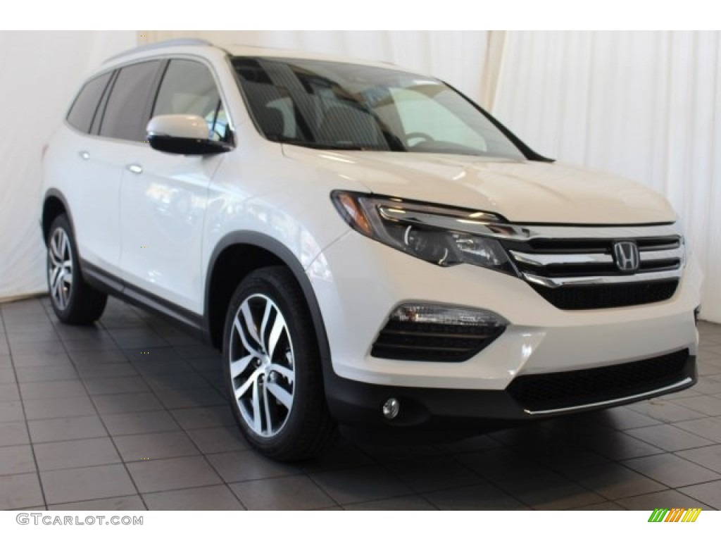 2018 Pilot Elite AWD - White Diamond Pearl / Beige photo #2