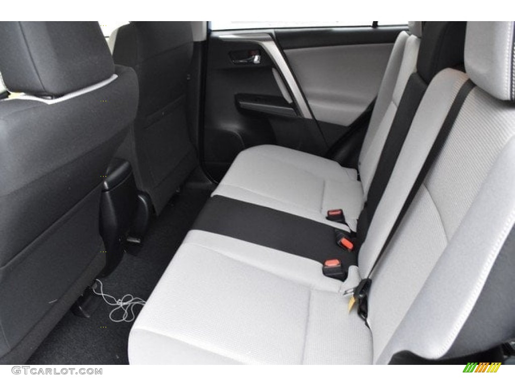 2018 RAV4 XLE - Electric Storm Blue / Ash photo #15