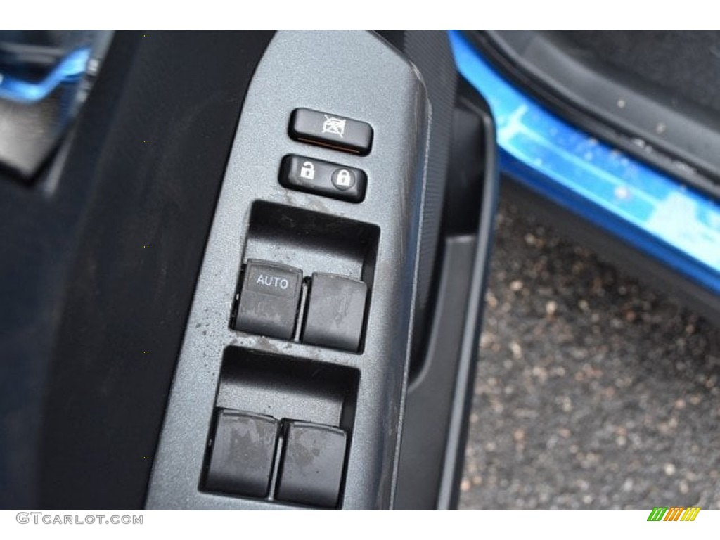 2018 RAV4 XLE - Electric Storm Blue / Ash photo #24
