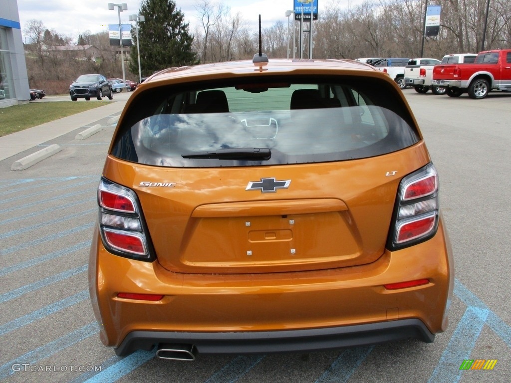 2018 Sonic LT Hatchback - Orange Burst Metallic / Jet Black photo #4
