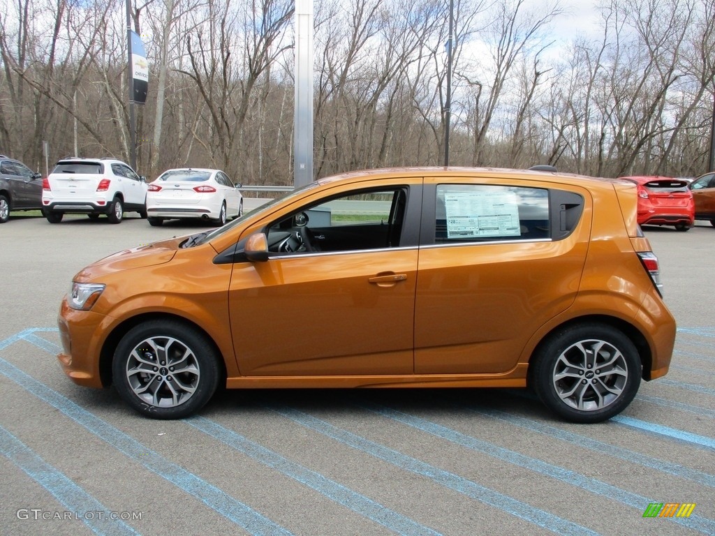 2018 Sonic LT Hatchback - Orange Burst Metallic / Jet Black photo #7