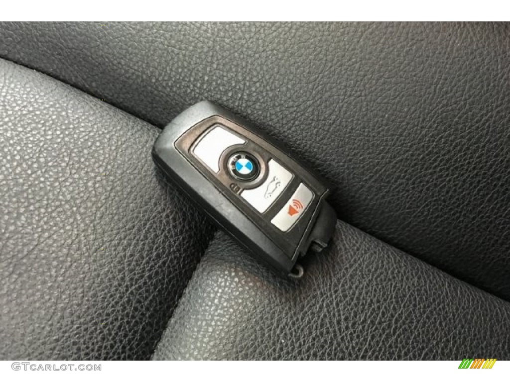 2015 5 Series 528i Sedan - Space Gray Metallic / Black photo #11