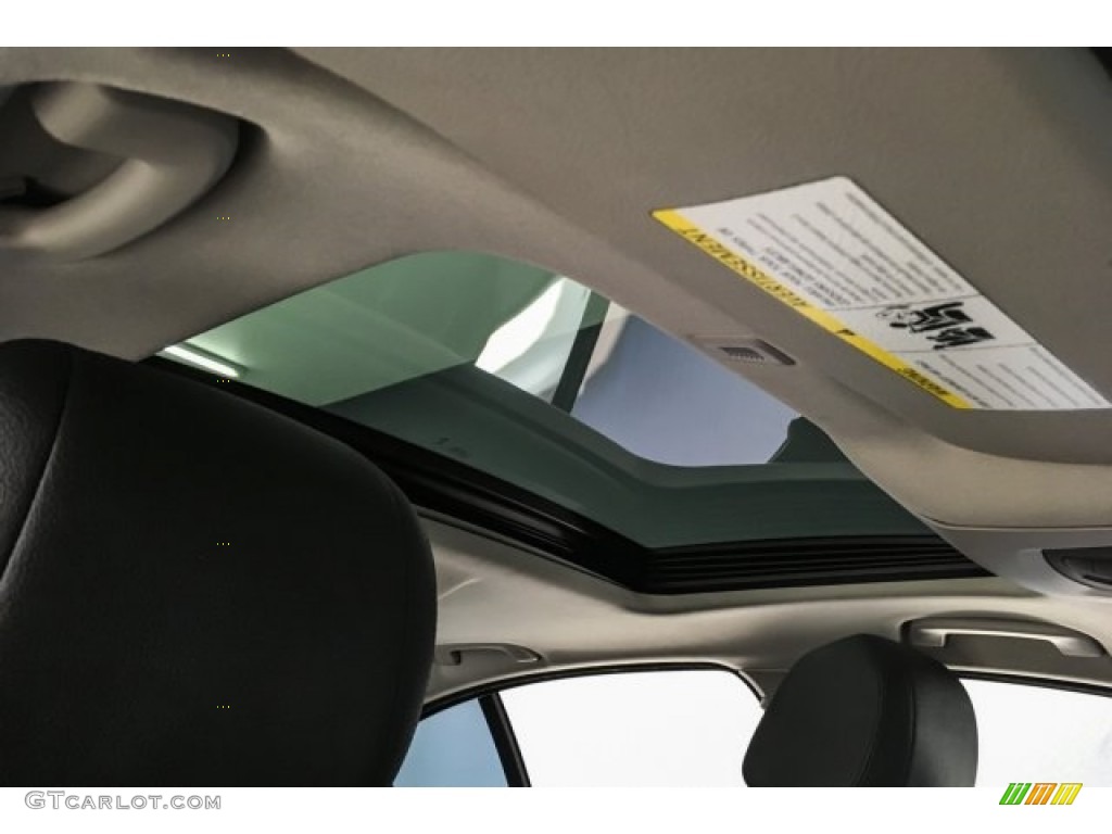 2015 5 Series 528i Sedan - Space Gray Metallic / Black photo #26