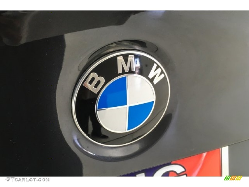 2015 5 Series 528i Sedan - Dark Graphite Metallic / Black photo #31