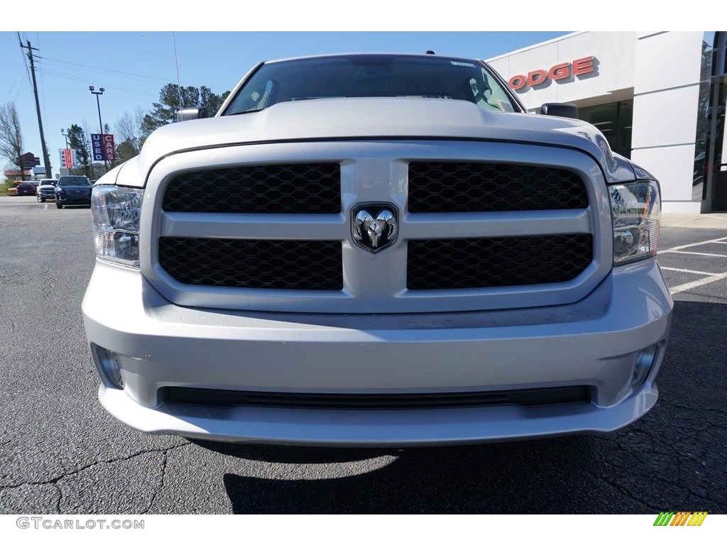 2018 1500 Express Regular Cab - Bright Silver Metallic / Black/Diesel Gray photo #2