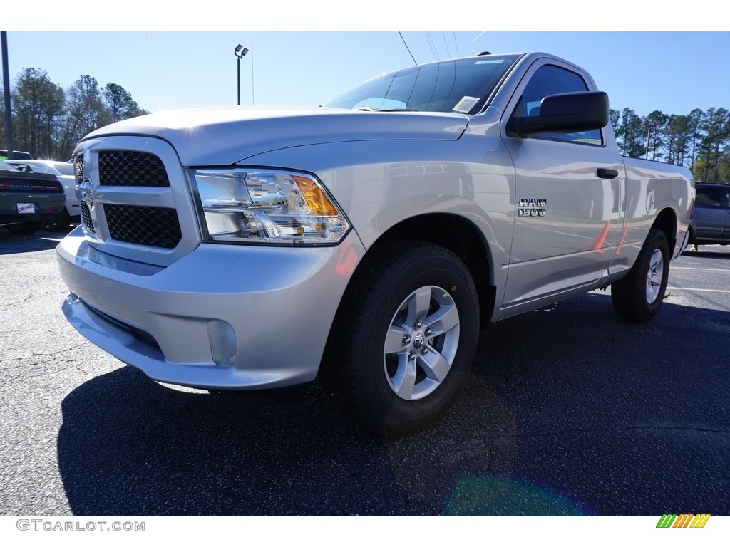 2018 1500 Express Regular Cab - Bright Silver Metallic / Black/Diesel Gray photo #3