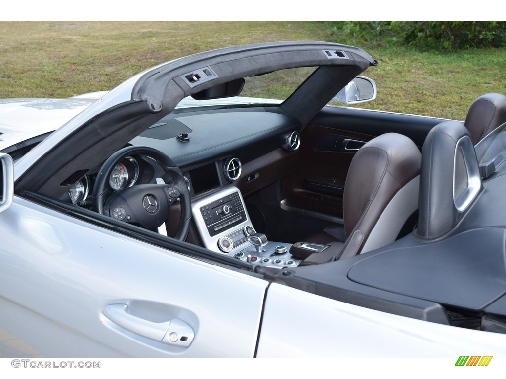 2012 SLS AMG Roadster - Iridium Silver Metallic / designo Light Brown Natural Woven photo #31