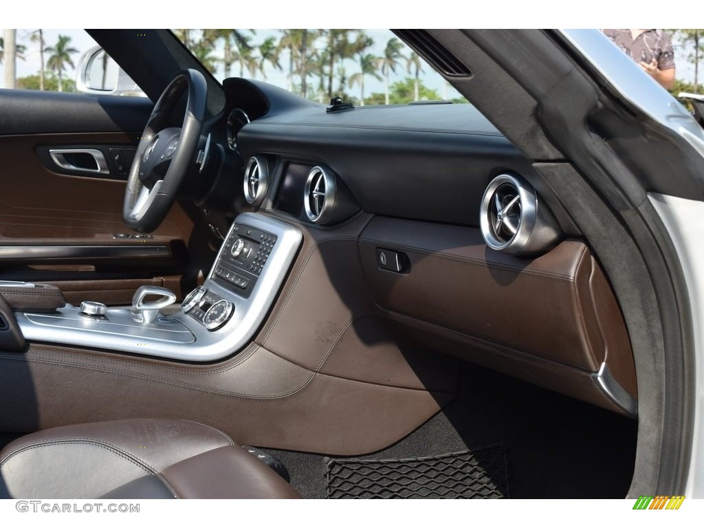 2012 SLS AMG Roadster - Iridium Silver Metallic / designo Light Brown Natural Woven photo #48