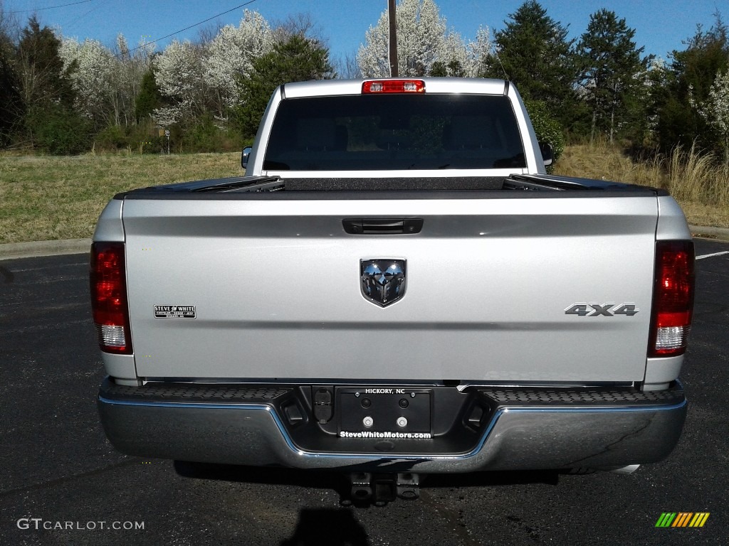 2018 1500 Tradesman Quad Cab 4x4 - Bright Silver Metallic / Black/Diesel Gray photo #7