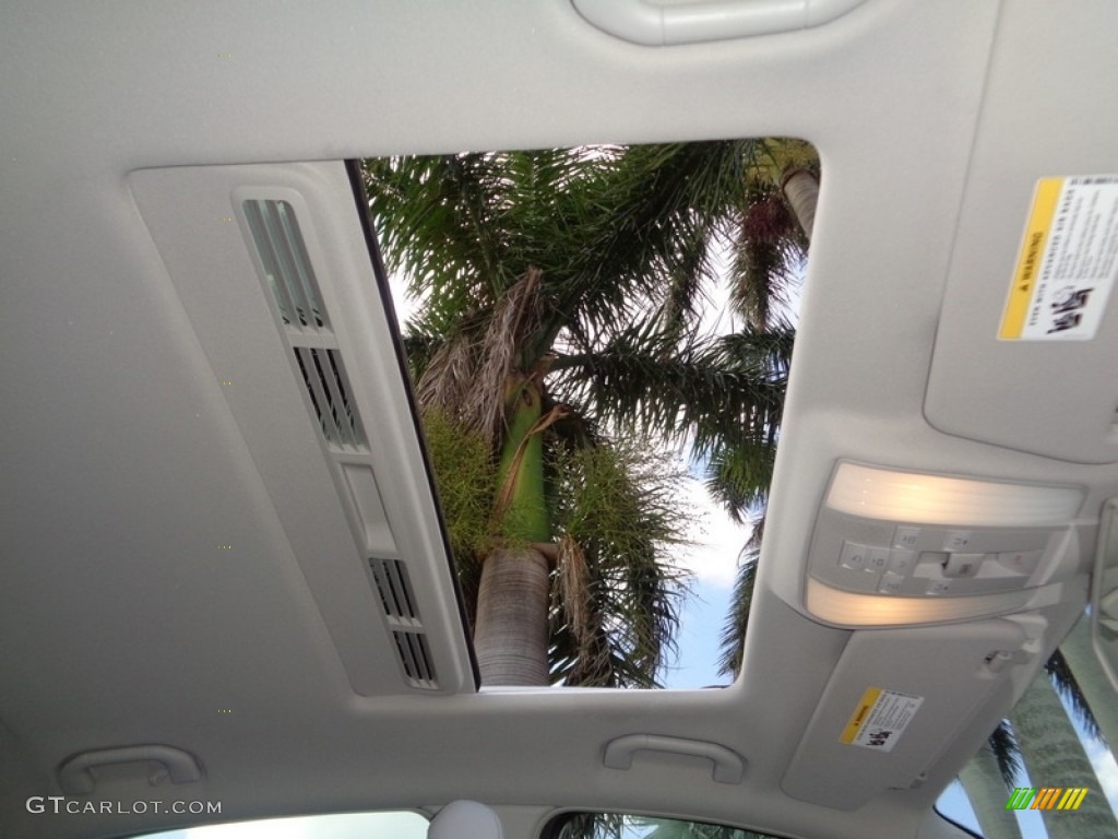 2014 E 350 Sedan - Iridium Silver Metallic / Gray/Dark Gray photo #21