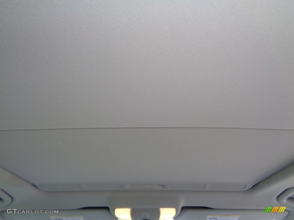 2014 E 350 Sedan - Iridium Silver Metallic / Gray/Dark Gray photo #67