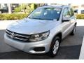 Reflex Silver Metallic - Tiguan S Photo No. 4