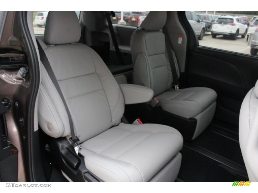 2018 Sienna Limited - Toasted Walnut Pearl / Gray photo #30