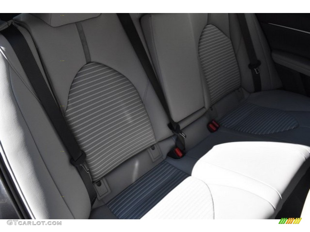 2018 Camry SE - Predawn Gray Mica / Ash photo #14