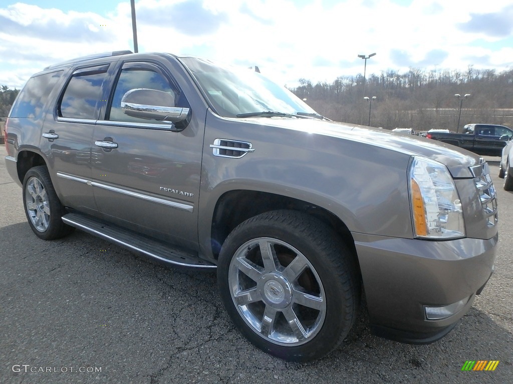 2011 Escalade Luxury AWD - Mocha Steel Metallic / Ebony/Ebony photo #4