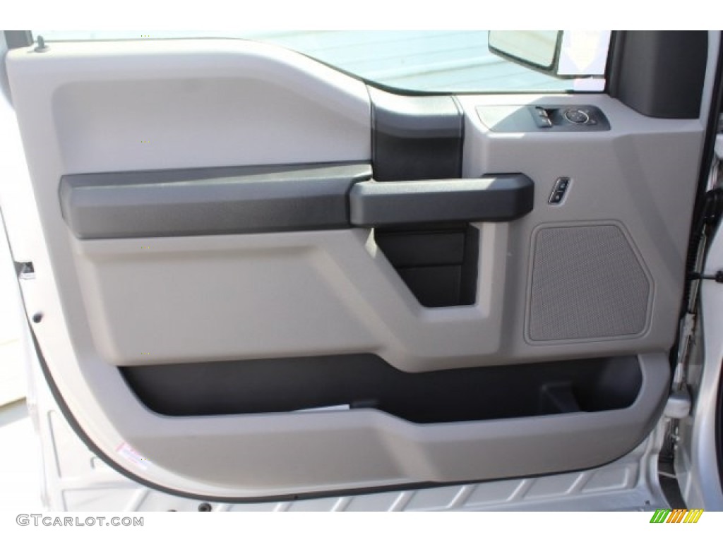 2018 F150 XL Regular Cab - Ingot Silver / Earth Gray photo #13