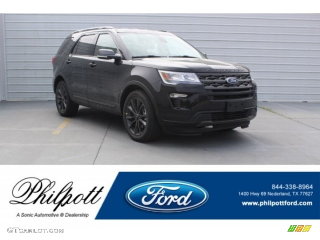 Shadow Black Ford Explorer