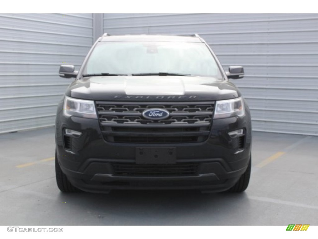 2018 Explorer XLT - Shadow Black / Ebony Black photo #2