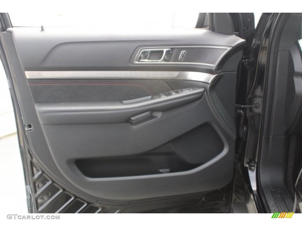 2018 Explorer XLT - Shadow Black / Ebony Black photo #11
