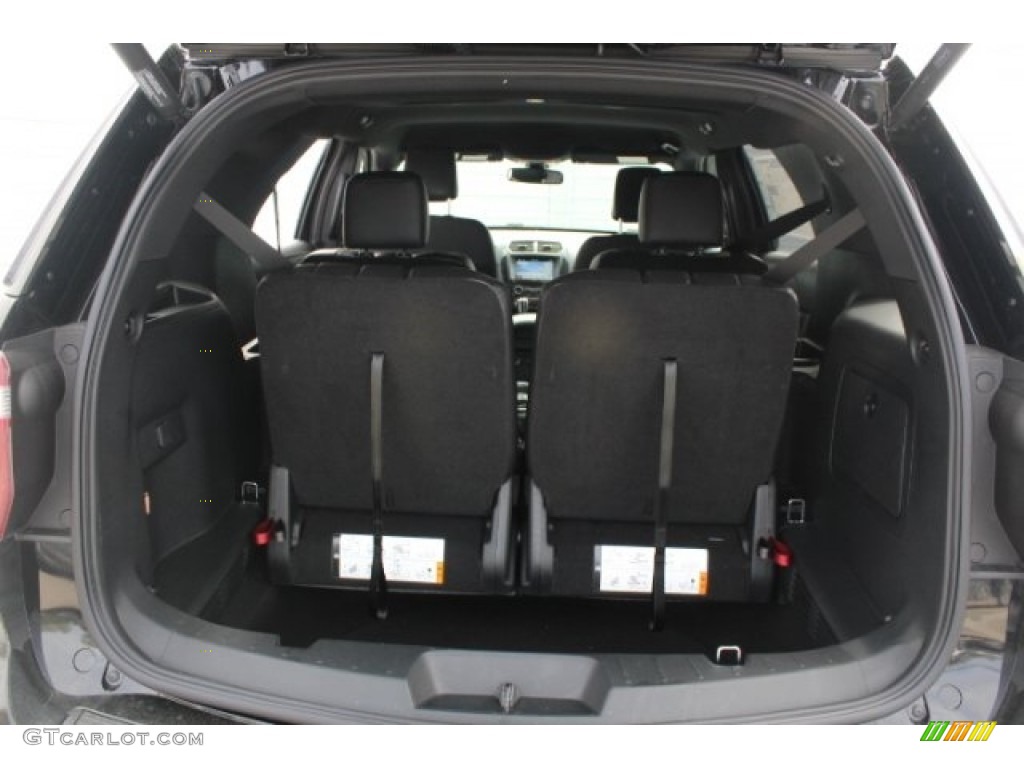 2018 Explorer XLT - Shadow Black / Ebony Black photo #28