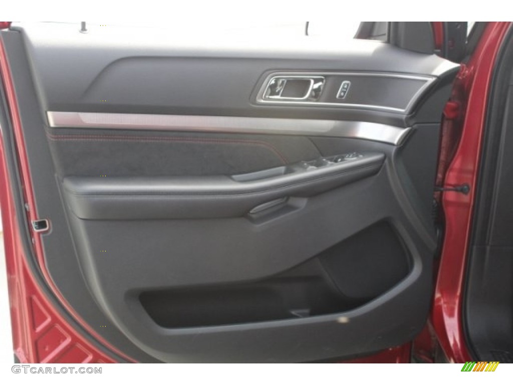 2018 Explorer XLT - Ruby Red / Ebony Black photo #11