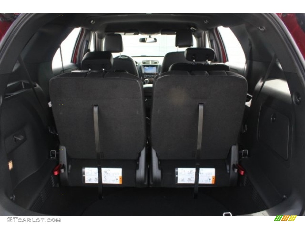 2018 Explorer XLT - Ruby Red / Ebony Black photo #27