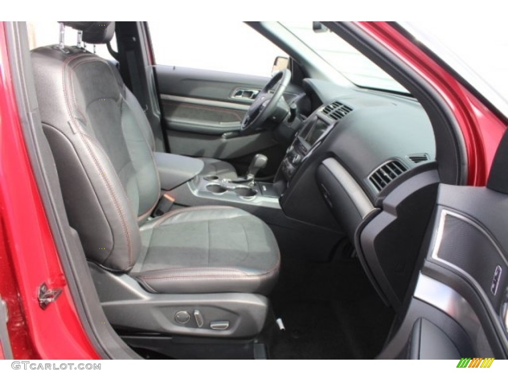 2018 Explorer XLT - Ruby Red / Ebony Black photo #34