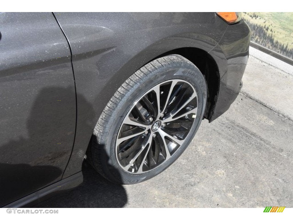 2018 Camry SE - Predawn Gray Mica / Ash photo #36