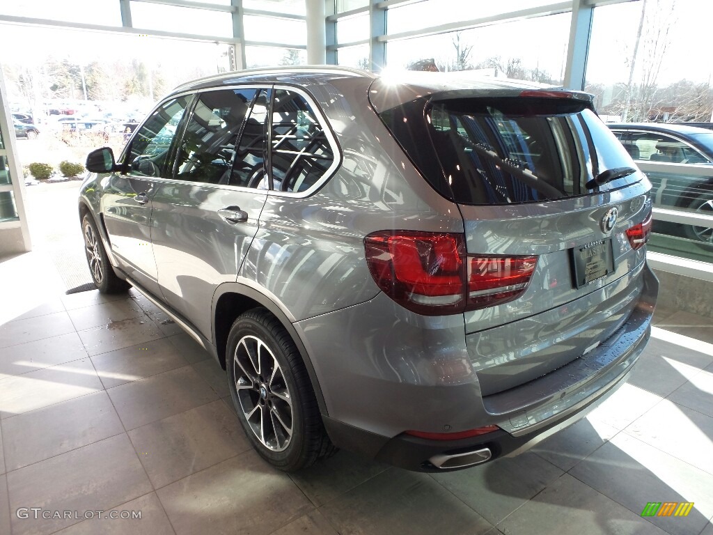 2018 X5 xDrive35d - Space Gray Metallic / Black photo #2