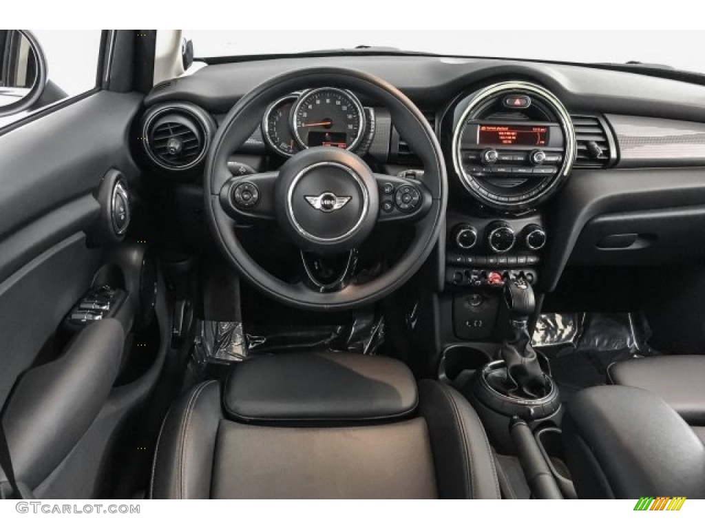2015 Cooper Hardtop 4 Door - British Racing Green II Metallic / Carbon Black photo #4