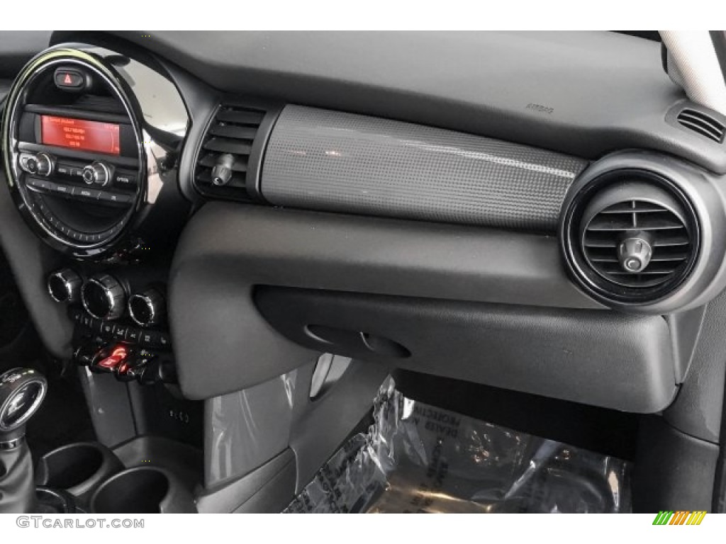 2015 Cooper Hardtop 4 Door - British Racing Green II Metallic / Carbon Black photo #21