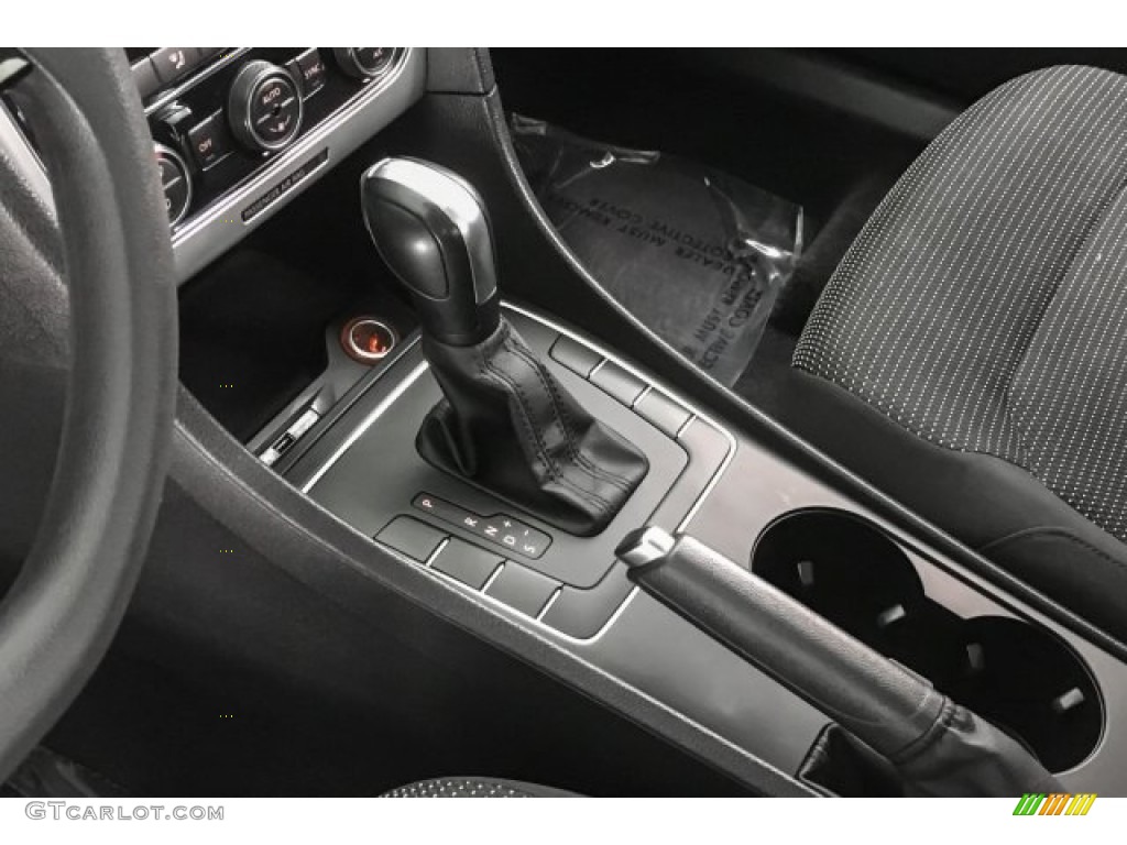 2016 Passat S Sedan - Reef Blue Metallic / Titan Black photo #19