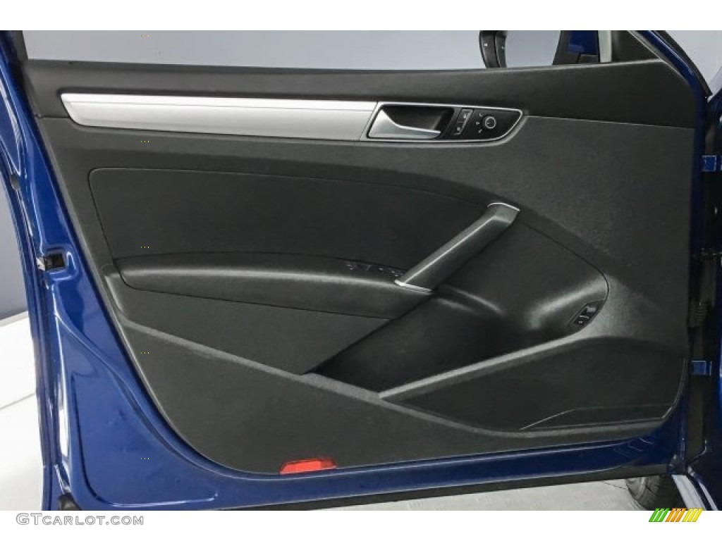 2016 Passat S Sedan - Reef Blue Metallic / Titan Black photo #23
