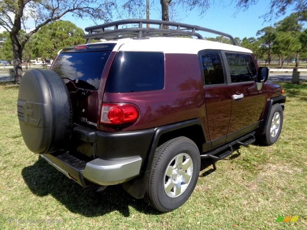 2007 FJ Cruiser  - Black Cherry Pearl / Dark Charcoal photo #9